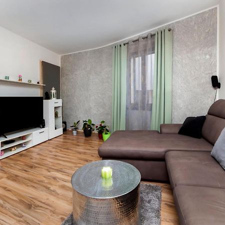 Apartment Stefan Ровинь Экстерьер фото